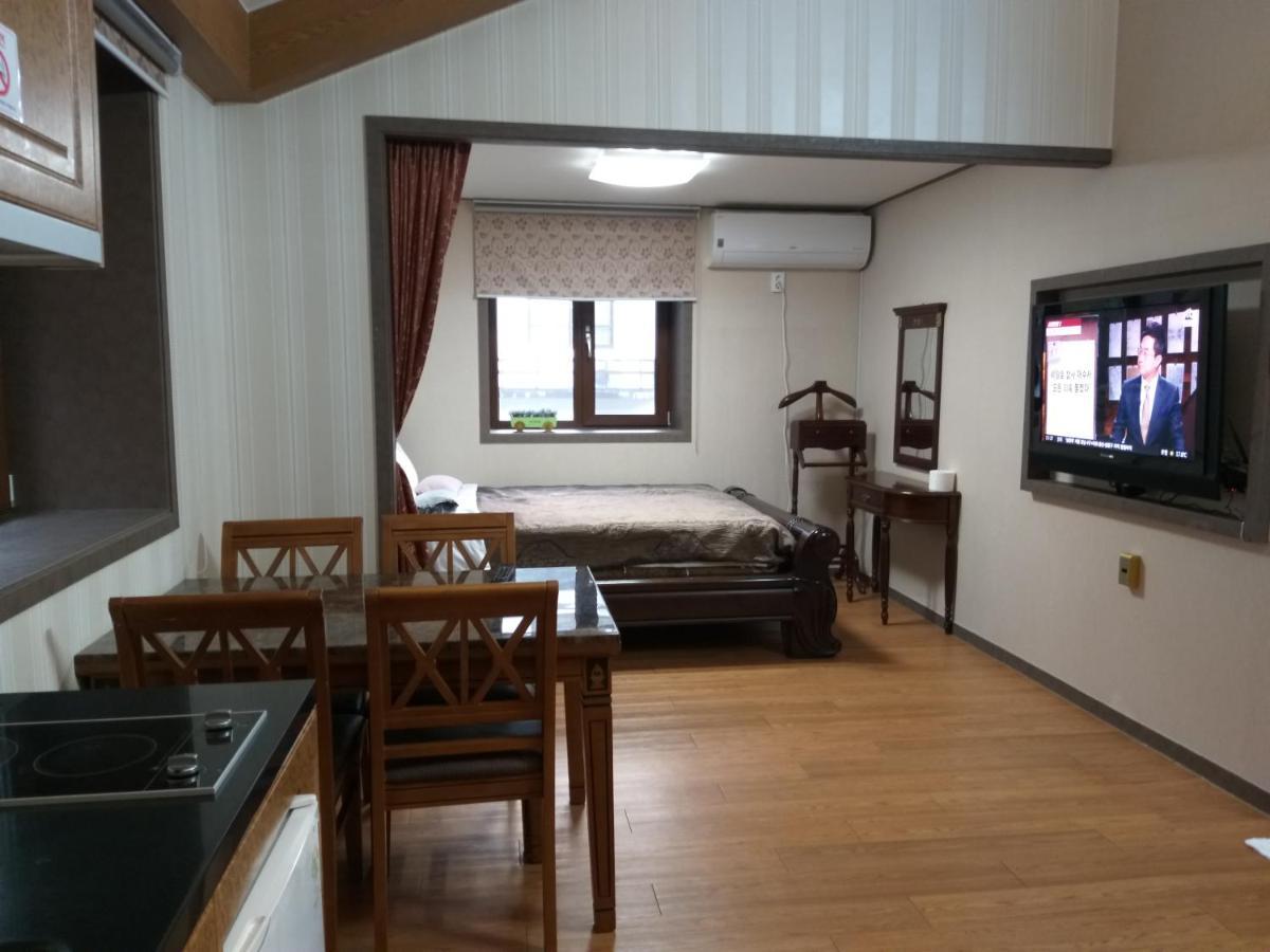 Sanaega Pension Villa Jangjang Kültér fotó